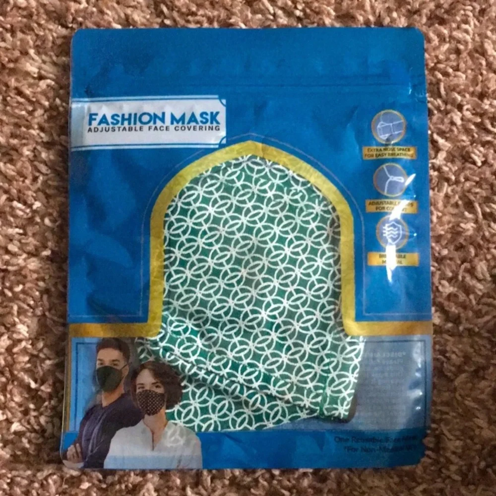 😷 Unisex Face Mask